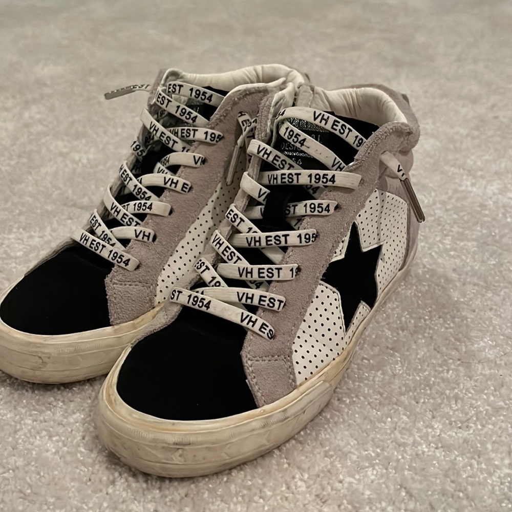 Vintage Havana, mid stars! Lightly worn super cute